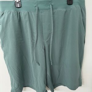 Lululemon men’s shorts